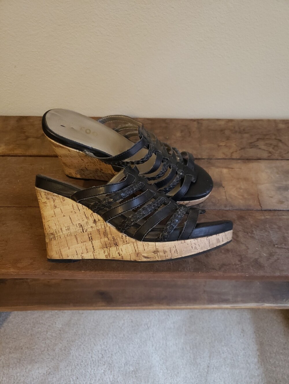 me too Black Strappy Cork Wedge Sandals Size 8
